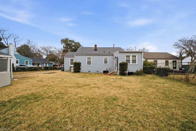 605 Carraway CT, Norfolk, VA 23505