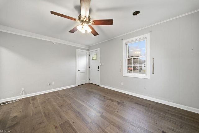 605 Carraway CT, Norfolk, VA 23505