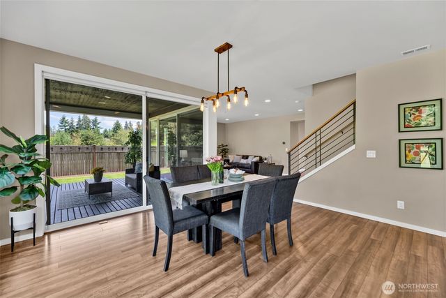 10526 SE 277th Place, Kent, WA 98030