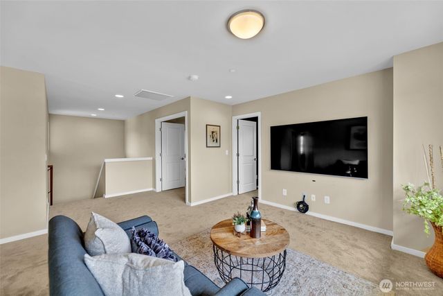 10526 SE 277th Place, Kent, WA 98030