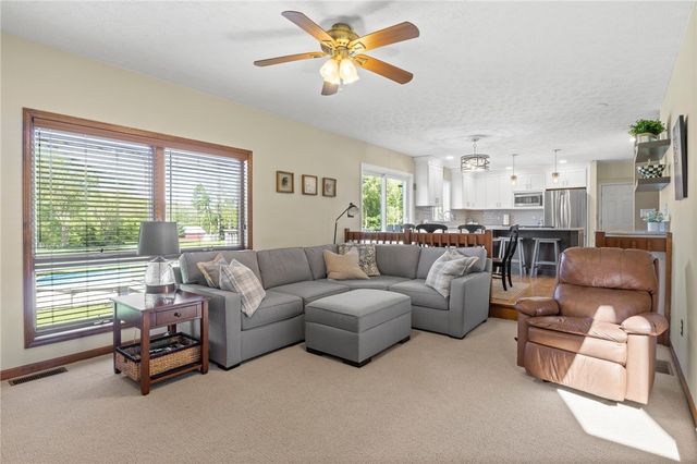 122 Galvin Court, Farmington, NY 14425