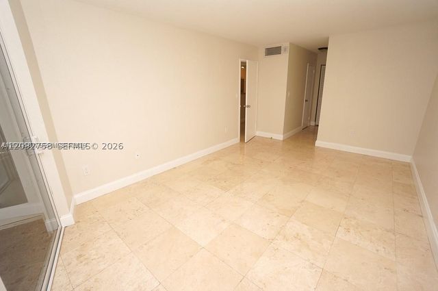 1228 West Ave 513, Miami Beach, FL 33139