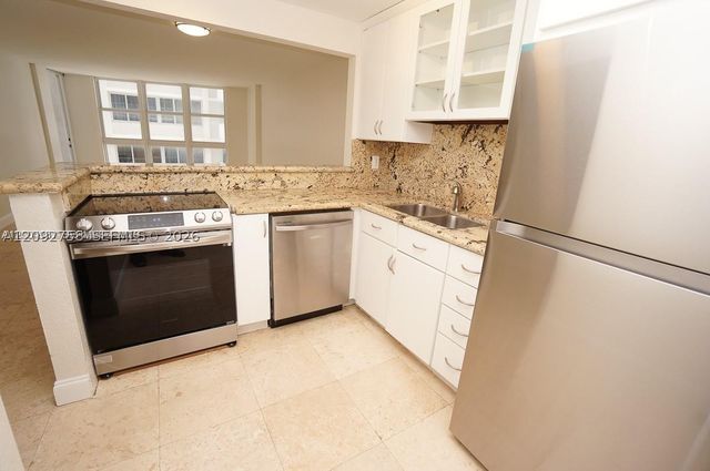 1228 West Ave 513, Miami Beach, FL 33139
