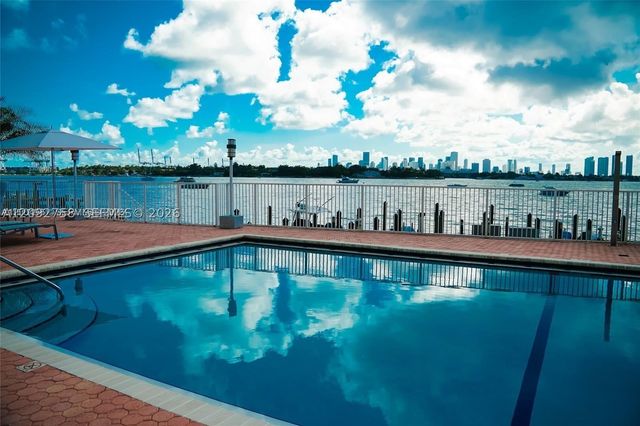 1228 West Ave 513, Miami Beach, FL 33139