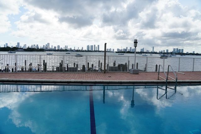 1228 West Ave 513, Miami Beach, FL 33139