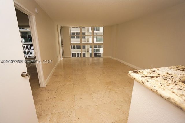1228 West Ave 513, Miami Beach, FL 33139