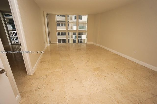 1228 West Ave 513, Miami Beach, FL 33139