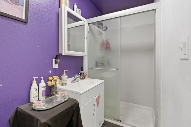 216 Rio Verde Street, Daly City, CA 94014