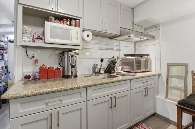 216 Rio Verde Street, Daly City, CA 94014