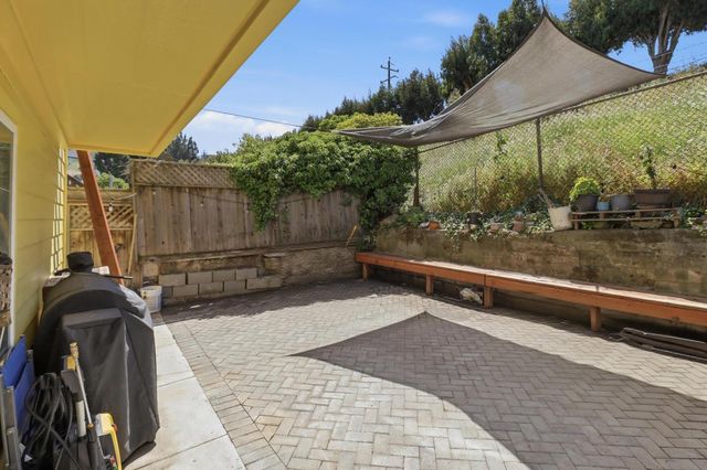 216 Rio Verde Street, Daly City, CA 94014