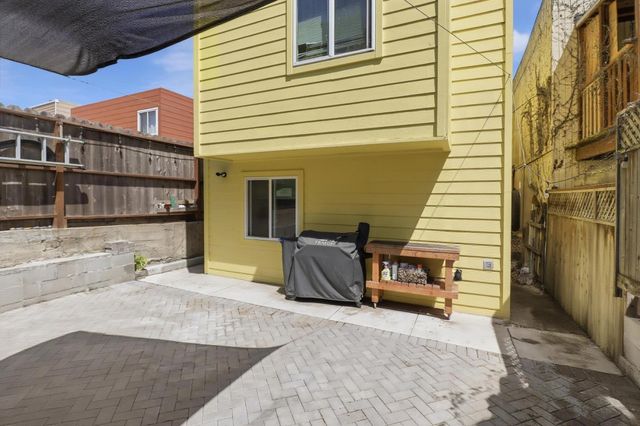 216 Rio Verde Street, Daly City, CA 94014