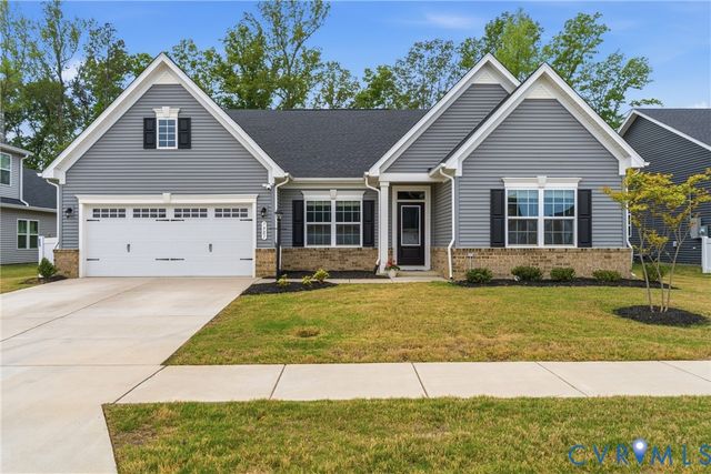 7981 Winter Fog Dr, New Kent, VA 23124