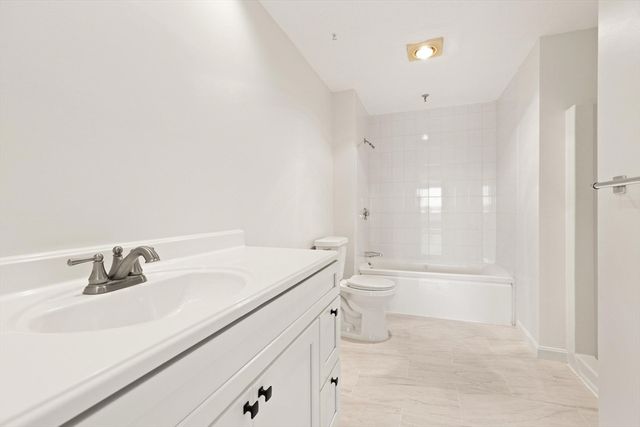 3920 Mystic Valley Pkwy 816, Medford, MA 02155