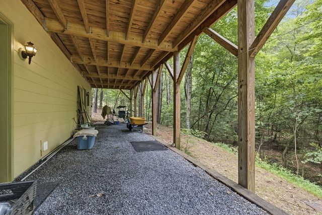 200 Artist Way, Brasstown, MD 20906
