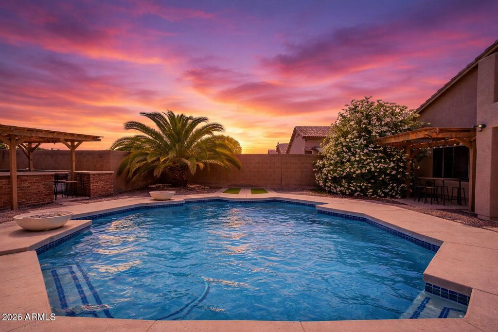 Image 38 of property listing at 13544 W SOLANO Drive, Litchfield Park, AZ 85340