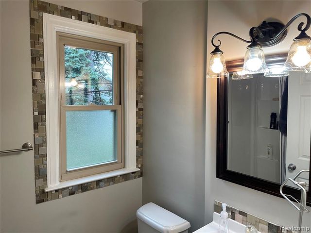 12980 E 12 Mile Road, Warren, MI 48088