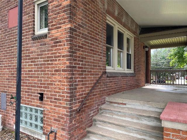 12980 E 12 Mile Road, Warren, MI 48088