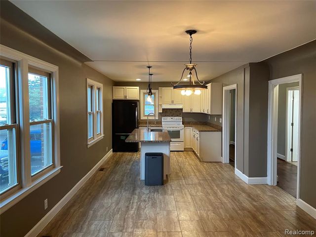 12980 E 12 Mile Road, Warren, MI 48088