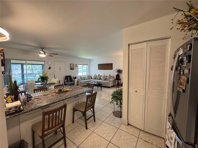 5773 La Pinata Blvd A-1, Green Acres, FL 33463