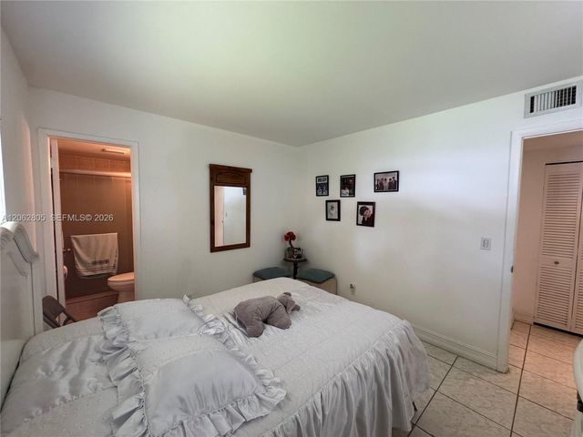 5773 La Pinata Blvd A-1, Green Acres, FL 33463