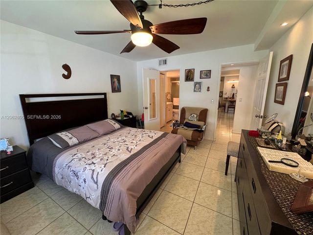 5773 La Pinata Blvd A-1, Green Acres, FL 33463