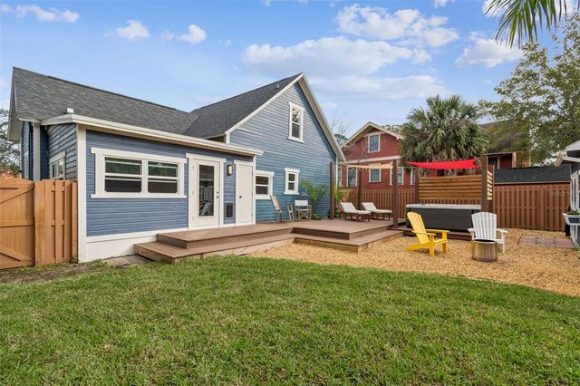 305 GRAND BOULEVARD, Tarpon Springs, FL 34689