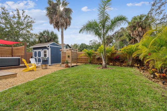 305 GRAND BOULEVARD, Tarpon Springs, FL 34689