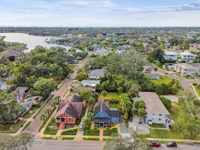 305 GRAND BOULEVARD, Tarpon Springs, FL 34689