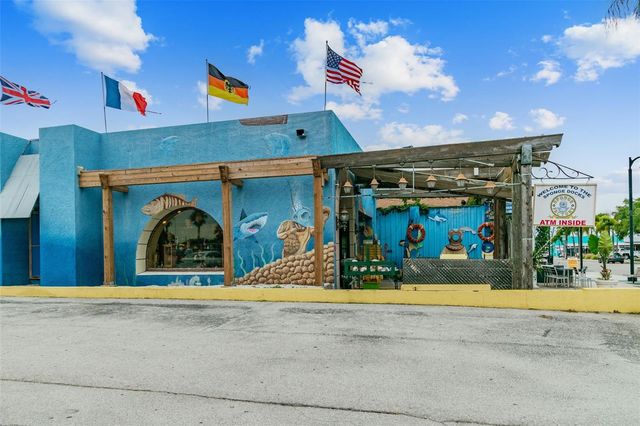 305 GRAND BOULEVARD, Tarpon Springs, FL 34689