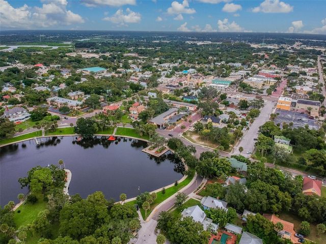 305 GRAND BOULEVARD, Tarpon Springs, FL 34689
