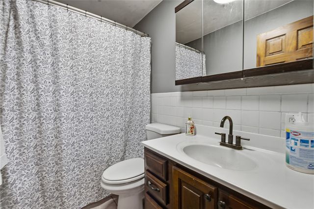 65 Elmwood Drive, Springboro, OH 45066