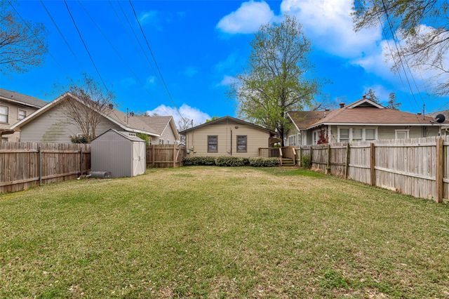 810 Elmwood Street, Shreveport, LA 71104