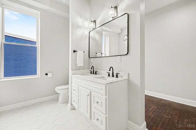 1769 Westwood Avenue, Cincinnati, OH 45214