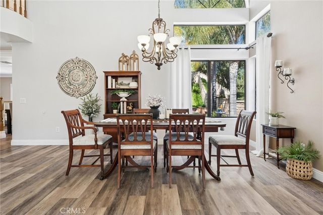 21979 Jeffers Lane, Saugus, CA 91350