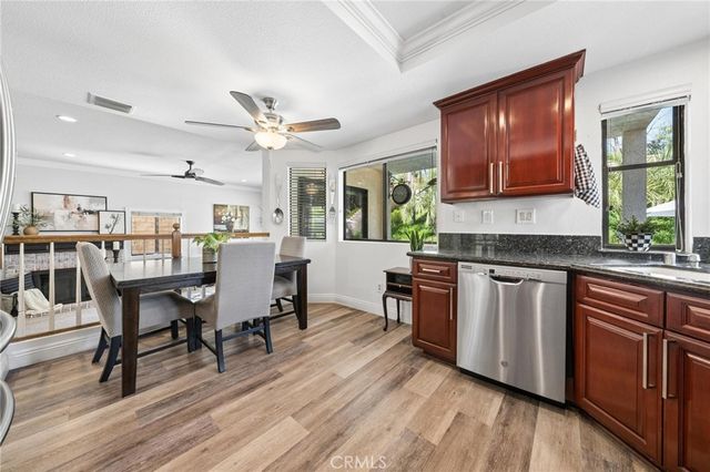 21979 Jeffers Lane, Saugus, CA 91350