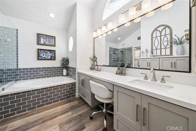 21979 Jeffers Lane, Saugus, CA 91350