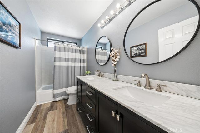 21979 Jeffers Lane, Saugus, CA 91350