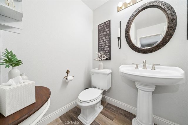 21979 Jeffers Lane, Saugus, CA 91350