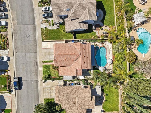 21979 Jeffers Lane, Saugus, CA 91350