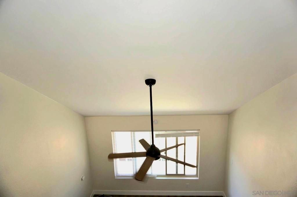 Image 10 of property listing at 465 4th Ave 16, Chula Vista, CA 91910