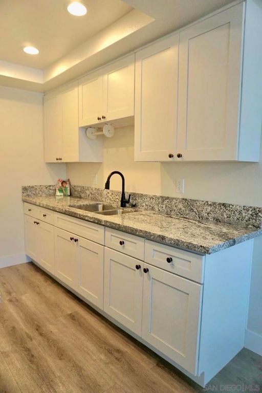 Image 14 of property listing at 465 4th Ave 16, Chula Vista, CA 91910