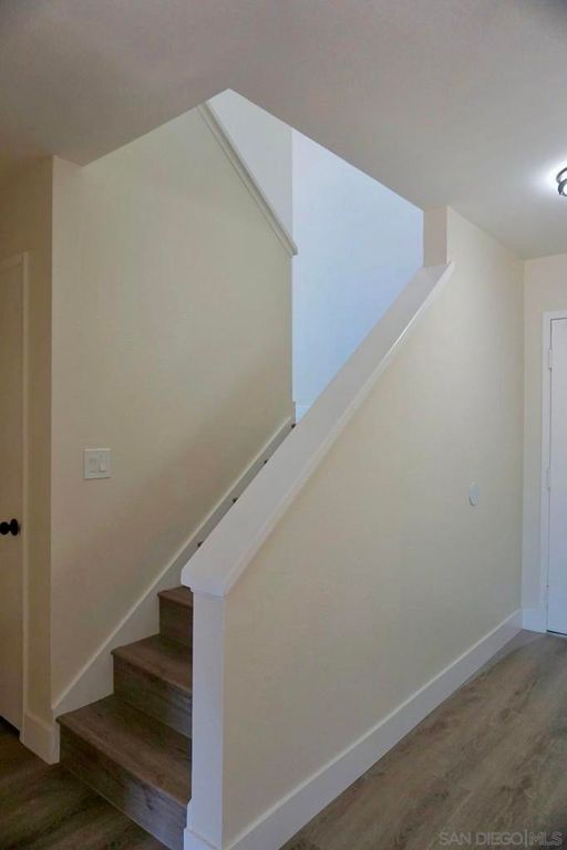 Image 17 of property listing at 465 4th Ave 16, Chula Vista, CA 91910