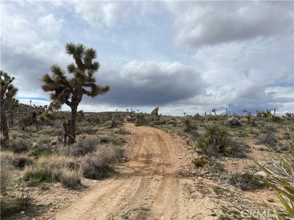 57300 Sunway, Yucca Valley, CA 92284