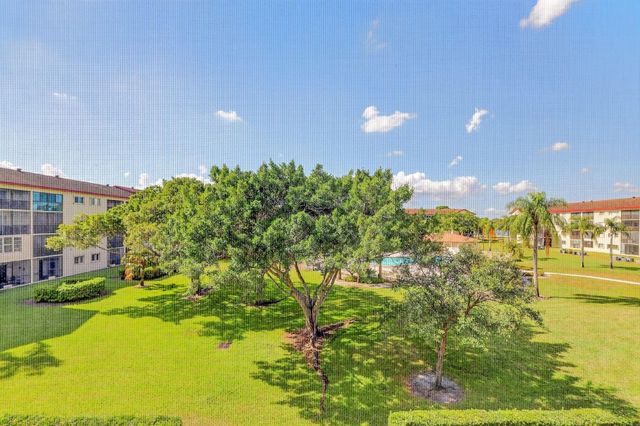 1600 SW 127th Way 305 C, Pembroke Pines, FL 33027