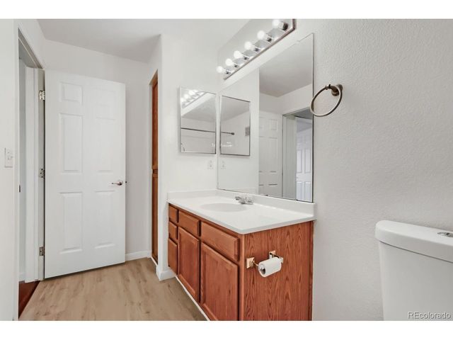 9991 E Idaho Cir 201, Aurora, CO 80247