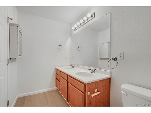 9991 E Idaho Cir 201, Aurora, CO 80247