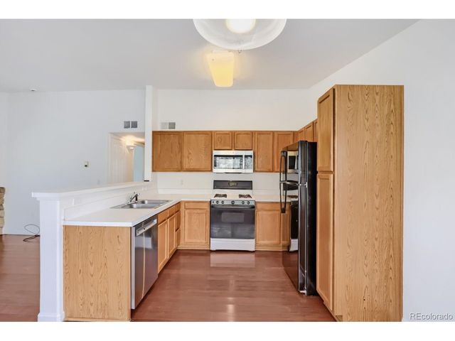 9991 E Idaho Cir 201, Aurora, CO 80247