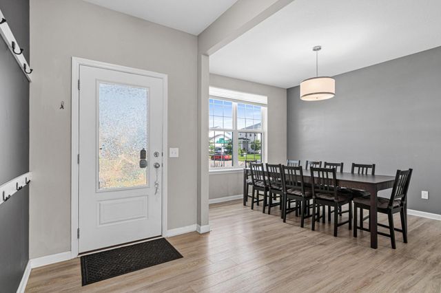 9774 Ambrose Road, Woodbury, MN 55129