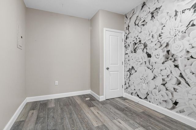 9774 Ambrose Road, Woodbury, MN 55129