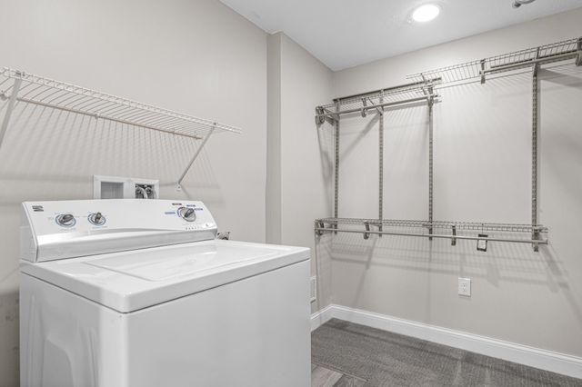 9774 Ambrose Road, Woodbury, MN 55129